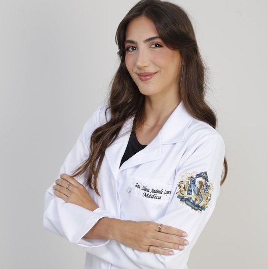 Dra. Silvia Andrade Lopes