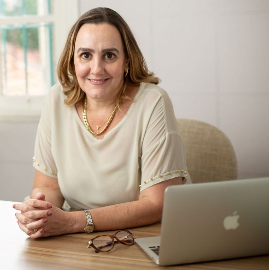 Dra. Regina Maura Otoboni Bernardes Imperatore