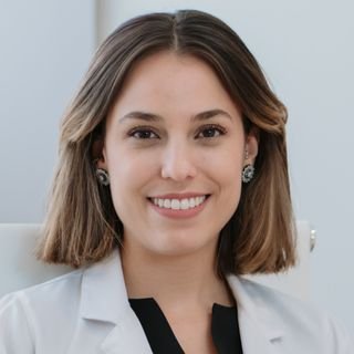Dra. Lisandra Batalha Marão