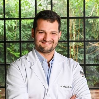 Dr. Felipe Bays Favareto