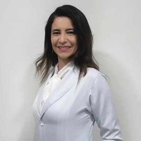 Dra. Luciana Fernandes Barreto
