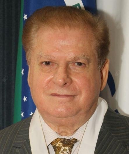 Dr. Simão Pecher