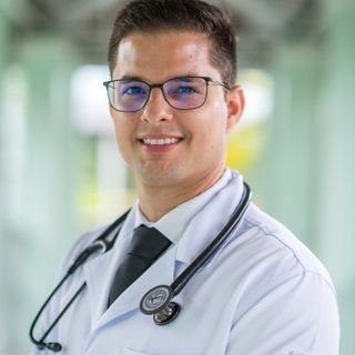 Dr. Yves Bezerra