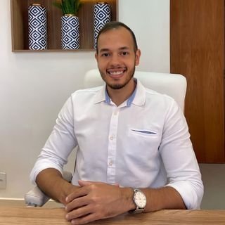 Dr. Daniel Damiani