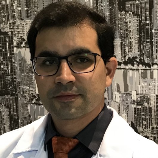 Dr. Yuri Maia