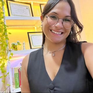 Dra. Larissa S. Limirio