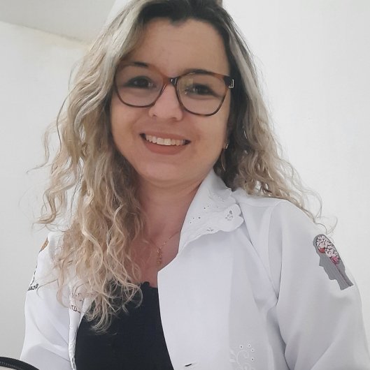 Jaqueline dos Reis Santos de Melo