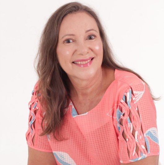 Dra. Dolores Cunha de Amorim Santos