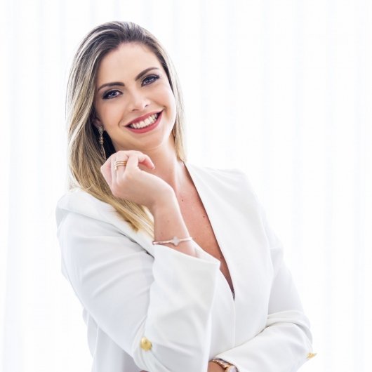 Dra. Carolina Meireles