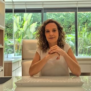 Dra. Fernanda Moreira