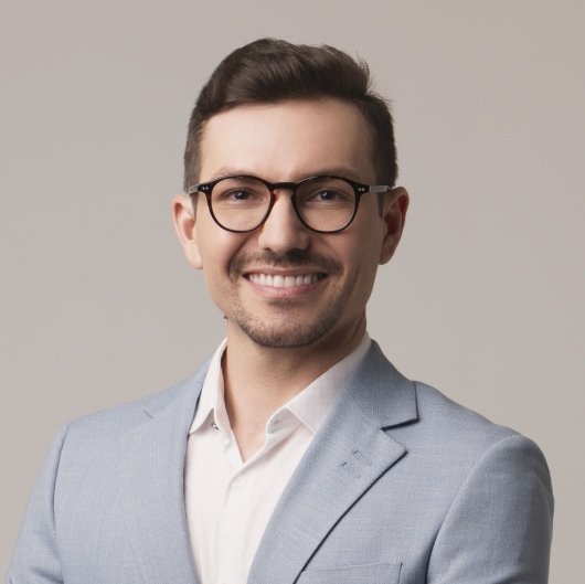 Dr. Ricardo Freitas
