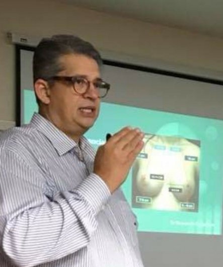 Dr. Ricardo Pinto