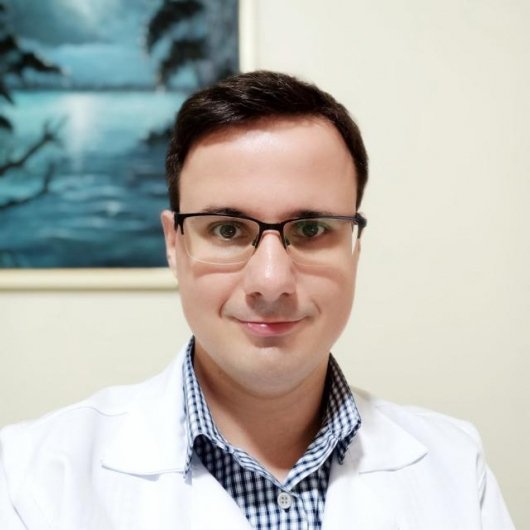 Dr. Breno Farinazo