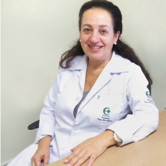 Dra. Graziella Hanna Pereira