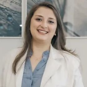 Dra. Carla Maiolini de Freitas