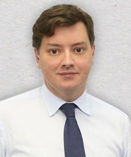 Dr. Alessandro Louza Alarcão