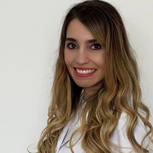 Dra. Jaqueline Corrêa Fim