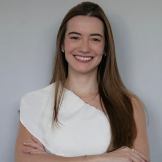 Dra. Pietra Diniz Pereira