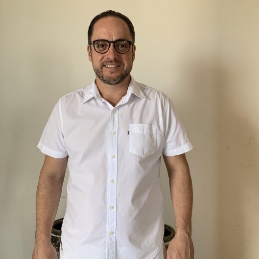 Dr. Gustavo Sansoni Soares