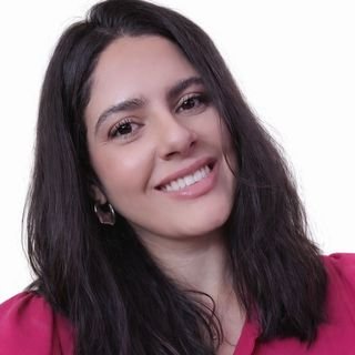 Dra. Emanuelle Torres Câmara