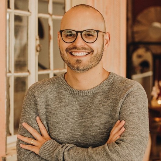Dr. Bruno Pires De Camargos