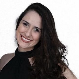 Dra. Nathália Carraro Eduardo de Castro