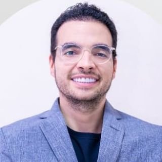 Dr. Carlos Eduardo Benvindo