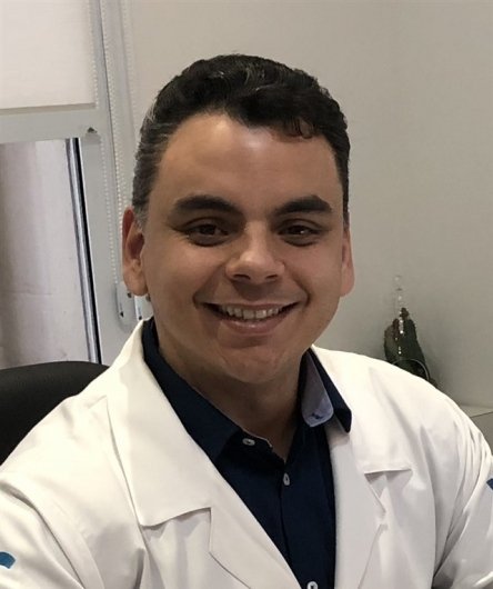 Dr. Edgar Oliveira