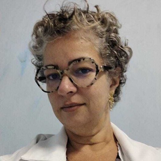 Dra. Maria Casqueiro