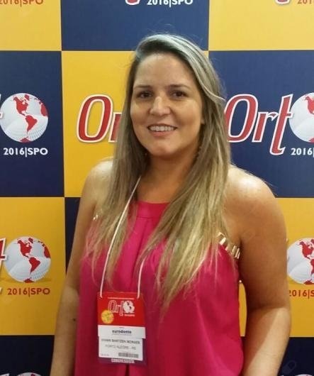 Vivian Bartzen Moraes