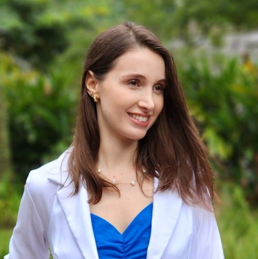 Dra. Isabella Dossin