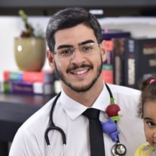 Dr. Iago Vinícius Gonçales Siqueira Oliveira