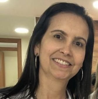 Dra. Karine Albarez Arantes Melo