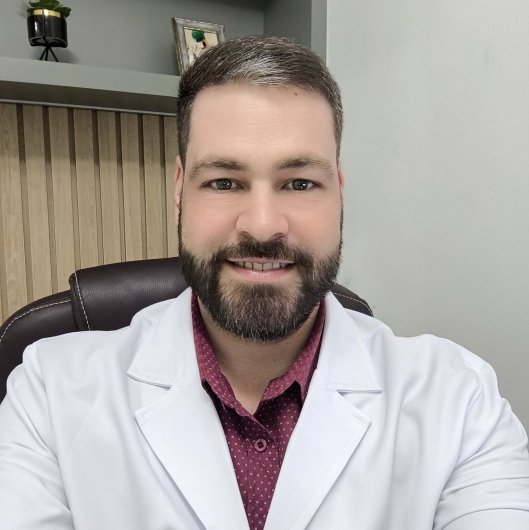 Dr. Joao Luís de Genova Corrêa Joaquim