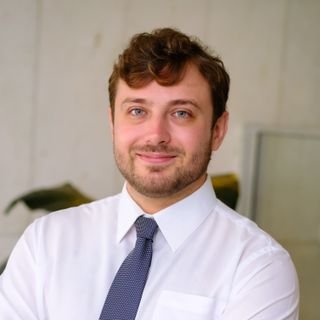 Dr. Lucas Vasconcellos