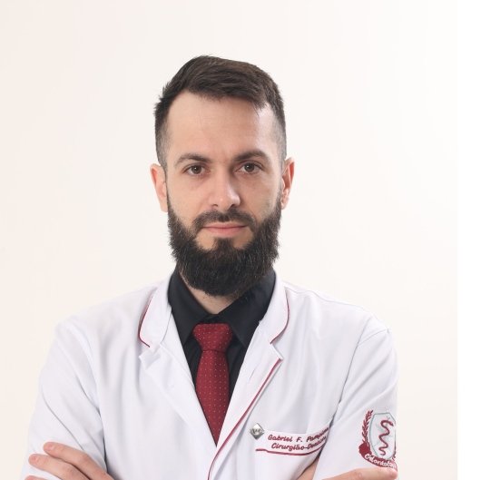 Dr. Gabriel Pamplona