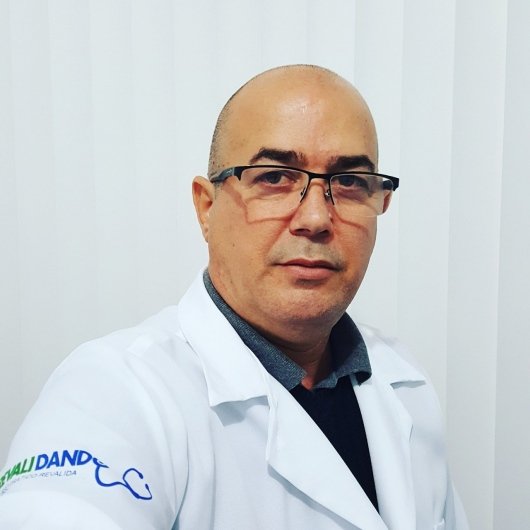 Dr. Israel Serrano Pinet