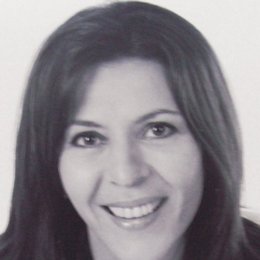 Dra. Regina Zeitune