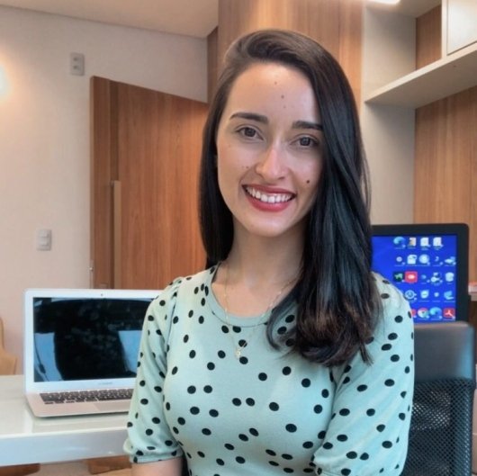 Dra. Nicole Silva