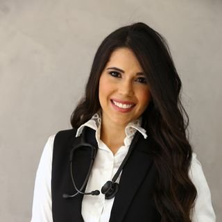 Dra. Thais Camilla Vieira De Freitas