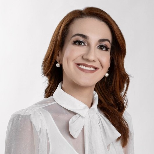 Dra. Jamilla Viana