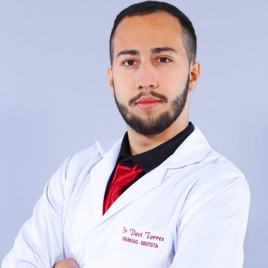 Dr. Davi Torres