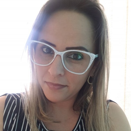 Dra. Luciane Feijó