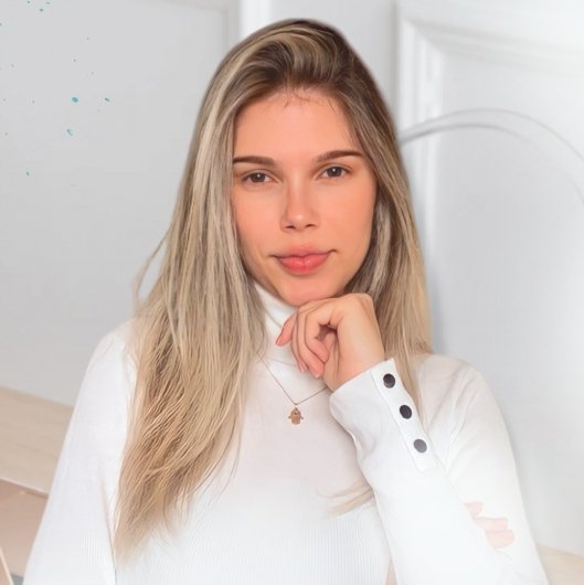 Dra. Gabriela Souza