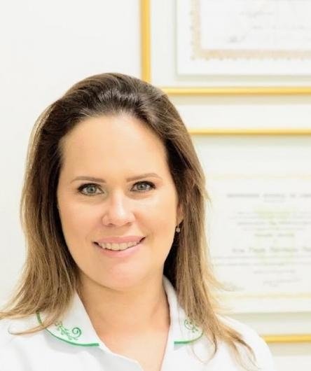 Dra. Ana Paula Freitas