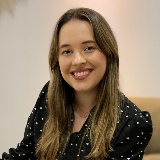 Larissa Cássia Rodrigues Moura Alves