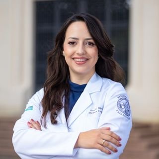 Dra. Ana C. Ribeiro