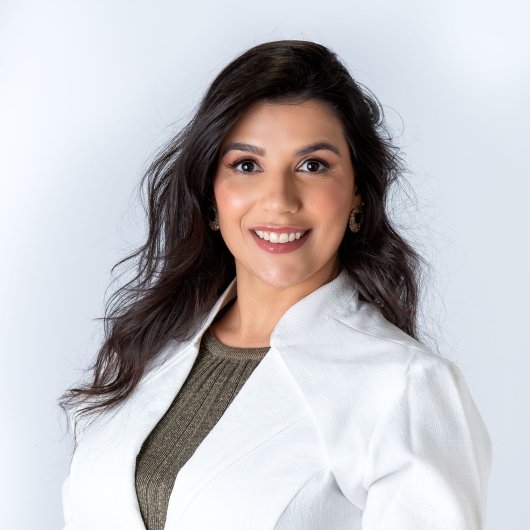 Dra. Camila Novis