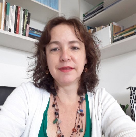Dra. Keller Regianne Paiva Fazzolo Silva
