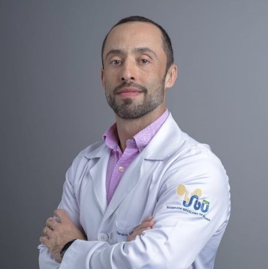 Dr. Marcelo Lorenzi Marques